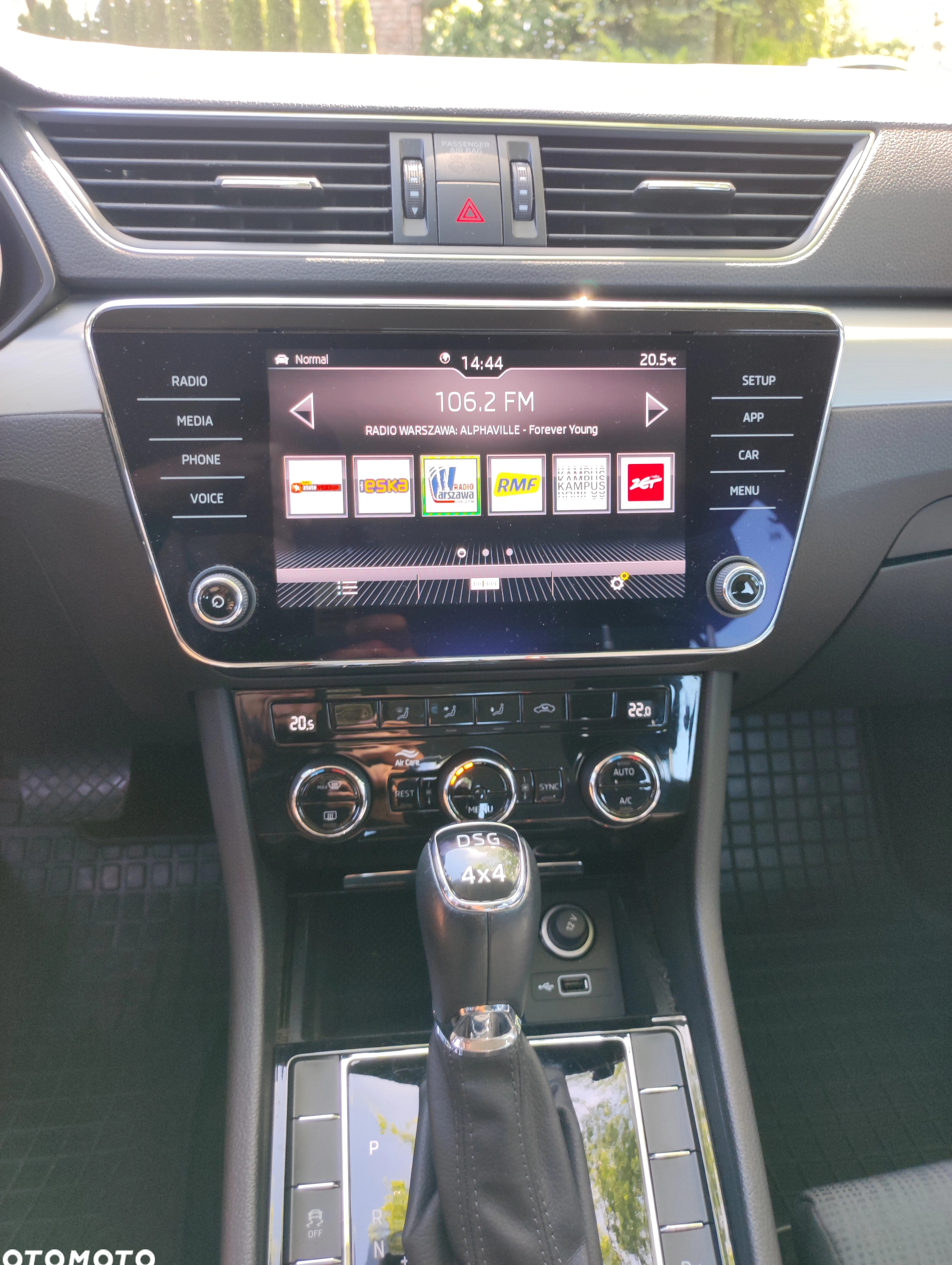 Skoda Superb cena 79000 przebieg: 138000, rok produkcji 2018 z Sulęcin małe 232